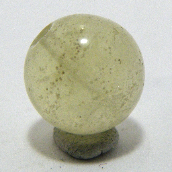 リビアングラス(Libyan glass)