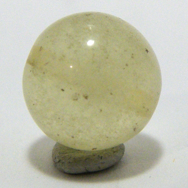 リビアングラス(Libyan glass)
