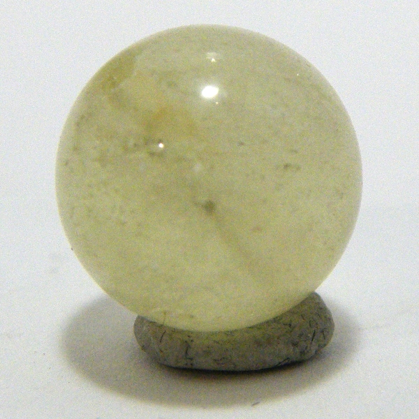 リビアングラス(Libyan glass)
