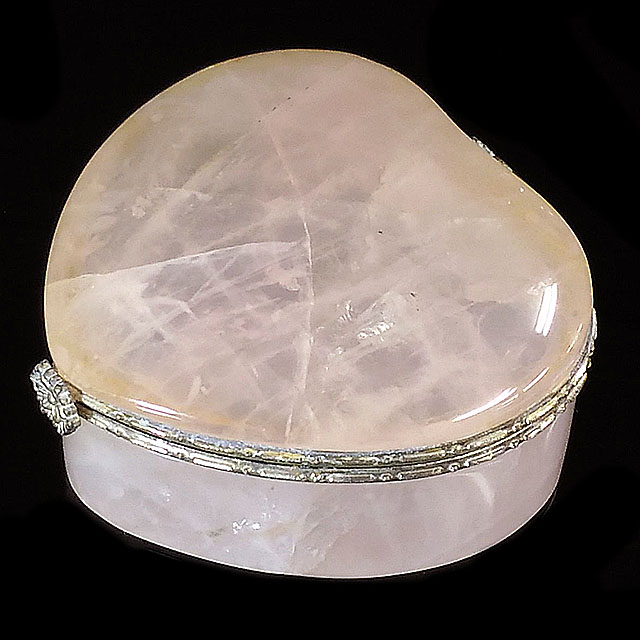 ローズクォーツ(Rose quartz)原石