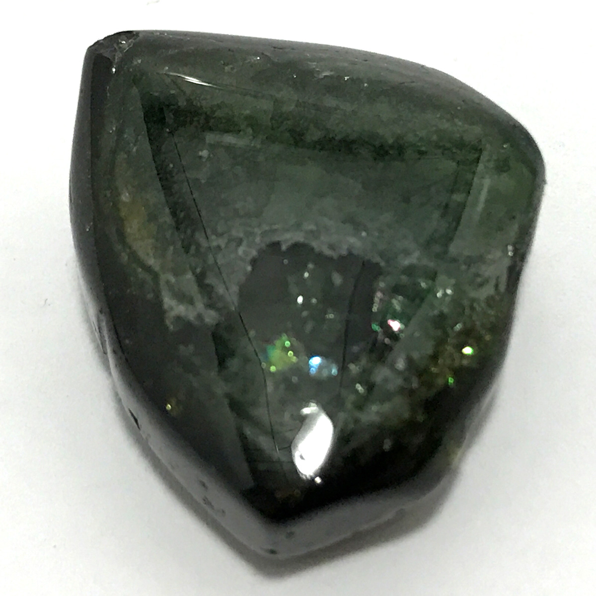 グリーントルマリン(Green Tourmaline)タンブル型原石