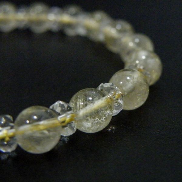 ルチルクォーツ(Rutile quartz)/クォーツ水晶(Quartz)アクセサリー