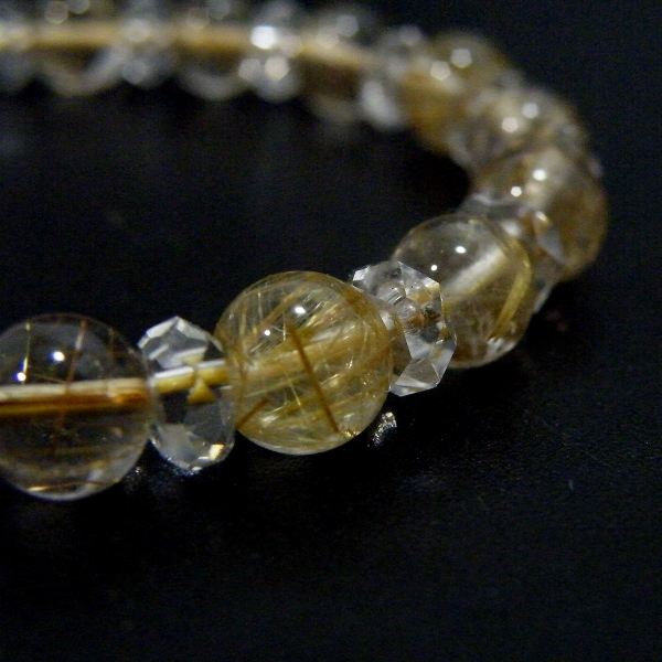 ルチルクォーツ(Rutile quartz)/クォーツ水晶(Quartz)アクセサリー