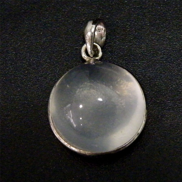 クォーツ水晶(Quartz)アクセサリー