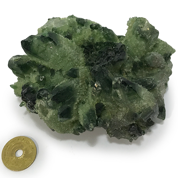 クォーツ水晶(Quartz)緑色染め加工原石/クラスター