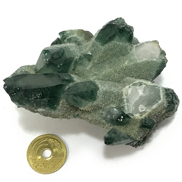 クォーツ水晶(Quartz)緑色染め加工原石/クラスター