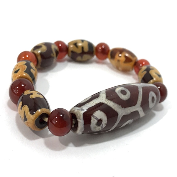 ディージービーズ(Dzi-beads)アクセサリー