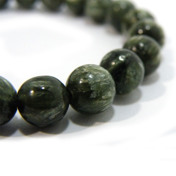 セラフィナイト(Seraphinite)アクセサリー