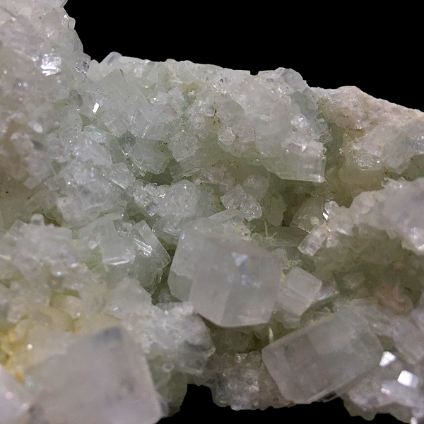 A|tBCg(Apophyllite)/NX^[