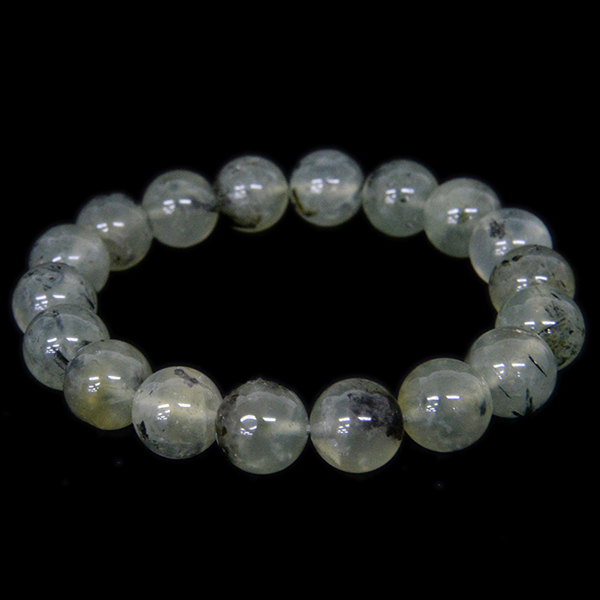 プレーナイト(Prehnite)アクセサリー