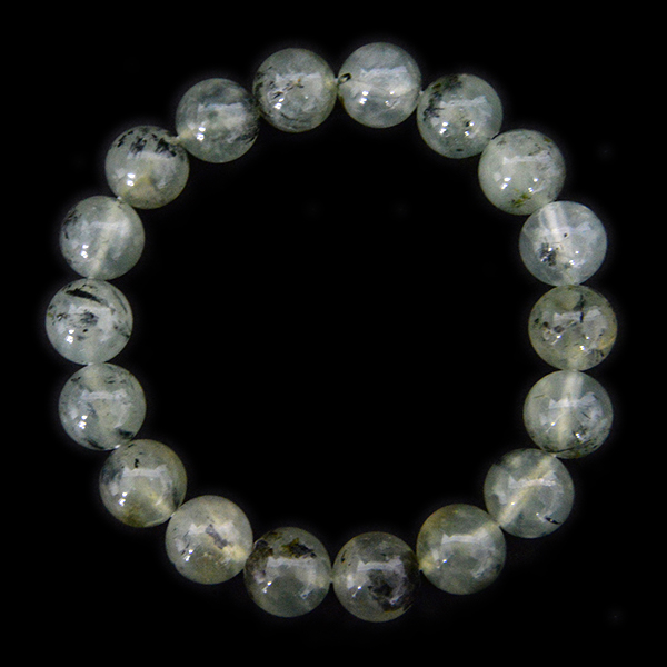 プレーナイト(Prehnite)アクセサリー