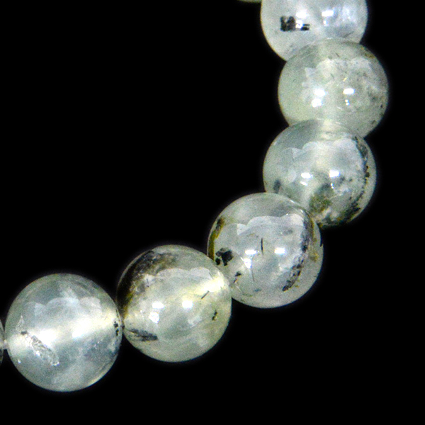 プレーナイト(Prehnite)アクセサリー