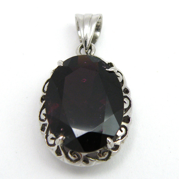 ロードライトガーネット(Rhodorite garnet)/sv925アクセサリー