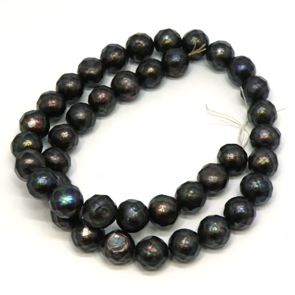 Wp[(Fresh water pearl)  VR΃r[Y ̔