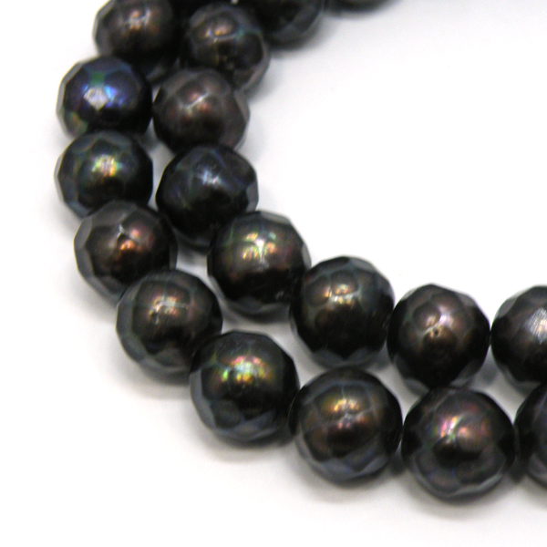 Wp[(Fresh water pearl)  VR΃r[Y ̔