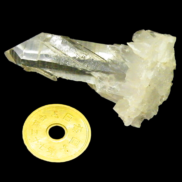 クォーツ水晶(Quartz)原石/クラスター