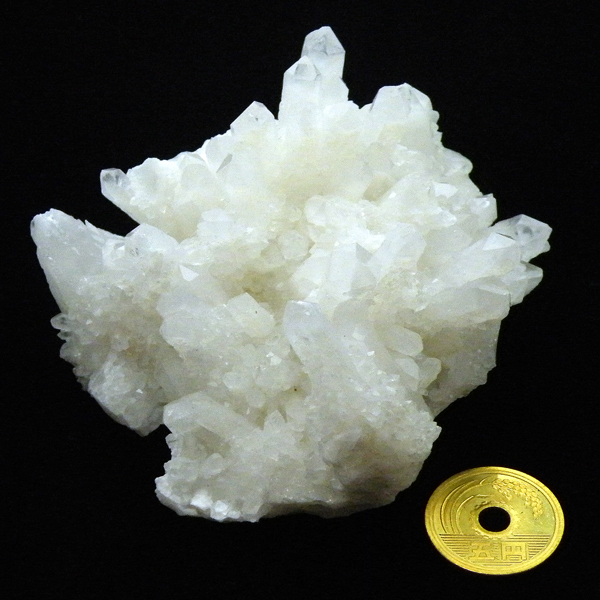 クォーツ水晶(Quartz)原石/クラスター