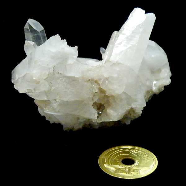 クォーツ水晶(Quartz)原石/クラスター