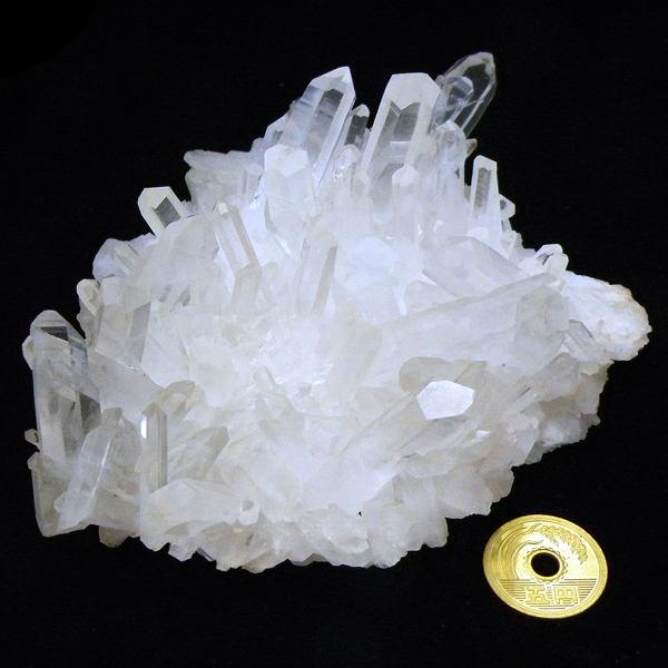 クォーツ水晶(Quartz)原石/クラスター