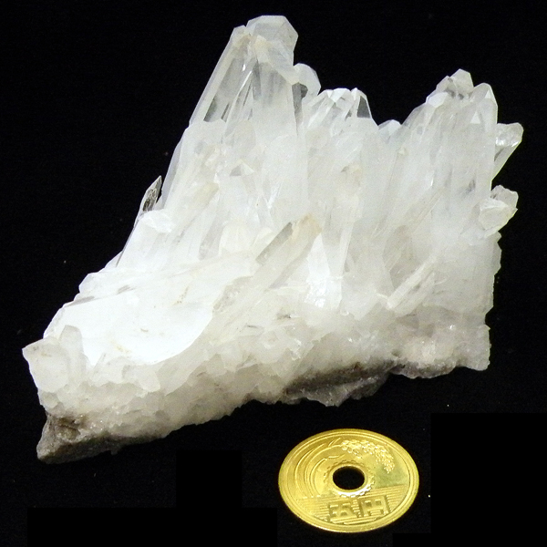 クォーツ水晶(Quartz)原石/クラスター