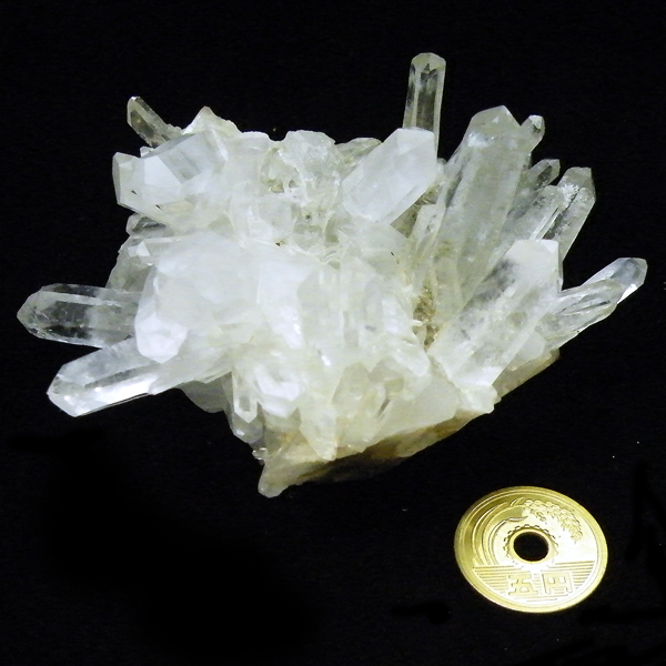 クォーツ水晶(Quartz)原石/クラスター