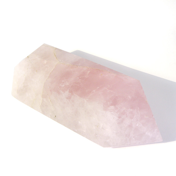 ローズクォーツ(Rose quartz)ポイント原石