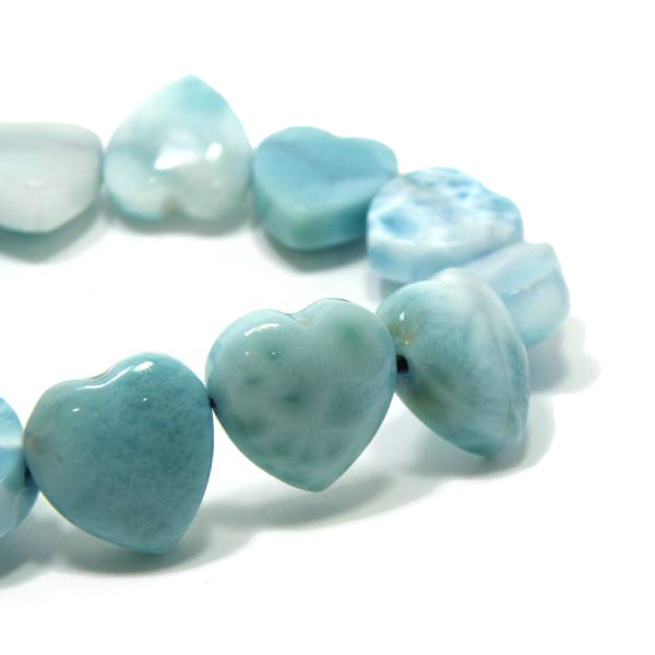 }[(Larimar)VR΃r[Y ̔