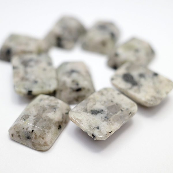 グラナイト花崗岩(Granite) 天然石ルース限定品