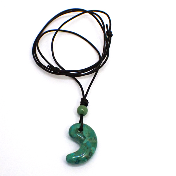 ターコイズ(Turquoise)/勾玉ペンダントアクセサリー