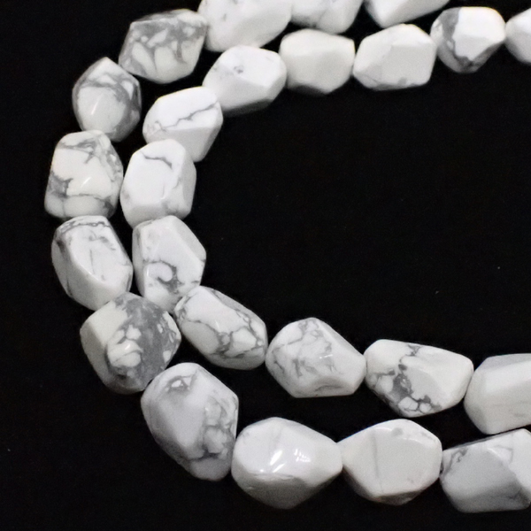 nECg/}OlTCg(Howlite/Magnesite) VR΃r[Y ̔