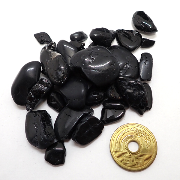 �u���b�N�g���}�����iBlack Tourmaline) �V�R�΃r�[�Y �̔�