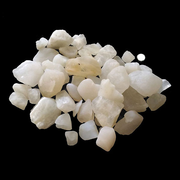 ホワイトムーンストーン(White moon stone)原石